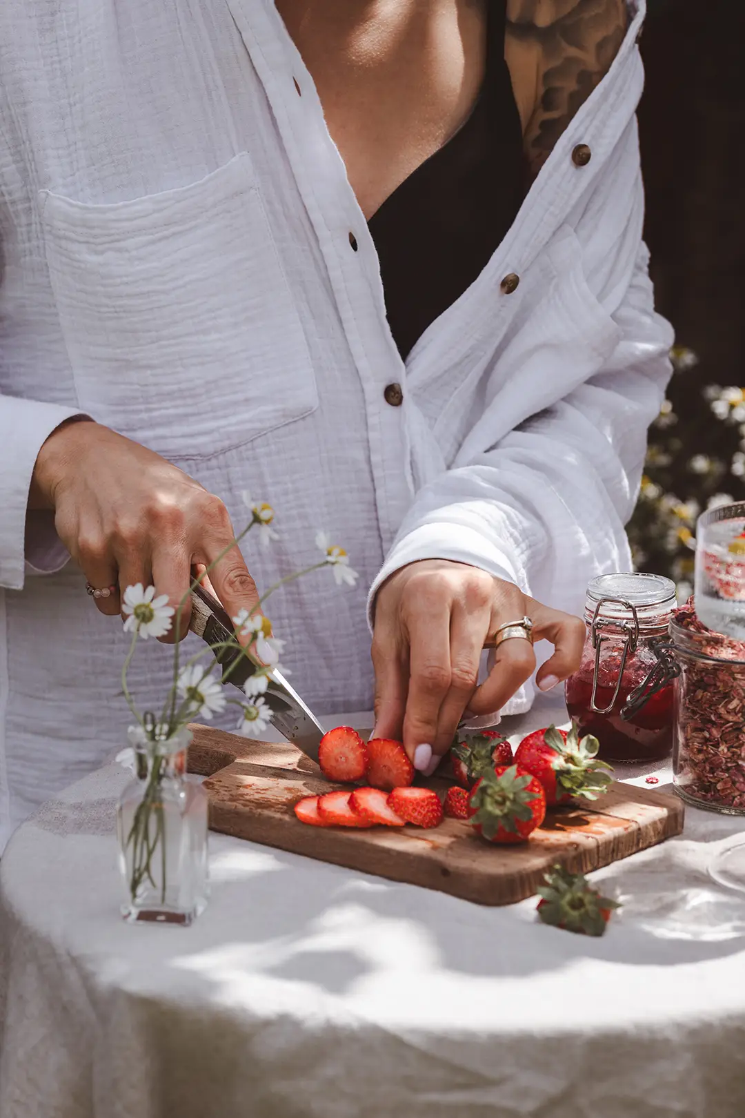 Naturalne światło w fotografii, Fotografia kulinarna na zewnątrz, Fotografia ogródkowa, Zdrowe śniadanie, Podstawy Fotografii naturalnej,