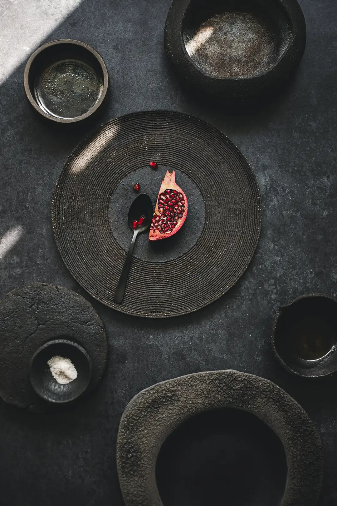 Handmade ceramics, Black ceramics, Product photography, Fotografia produktowa